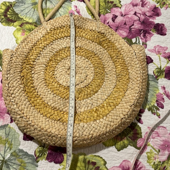 American Eagle straw bag - Picture 4 of 10